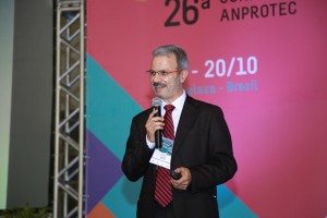 Presidente da Anprotec, Jorge Audy, durante a 26ª Conferência da entidade.