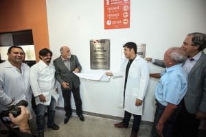O governador Simão Jatene (foto) inaugurou nesta quinta-feira (30) o Espaço Inovação, do Parque de Ciência e Tecnologia Guamá (PCT Guamá), em Belém, o primeiro do tipo a entrar em operação na região Norte. Entre outras autoridades, a cerimônia teve a presença dos secretários de Estado de Ciência, Tecnologia e Educação Técnica e Tecnológica, Alex Fiúza de Mello, e de Desenvolvimento Econômico, Mineração e Energia, Adnan Demachki, além do presidente da Fundação Guamá, Antonio Abelém. Com a implantação do Espaço Inovação, o Estado dá mais um passo na política de desenvolvimento socioeconômico, inserida nas ações preconizadas pelo programa “Pará 2030”. FOTO: THIAGO GOMES / AG. PARÁ DATA: 30.06.2016 BELÉM - PARÁ