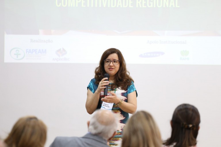 Sheila-Oliveira-Diretora-Tecnica-da-Anprotec-1024x683