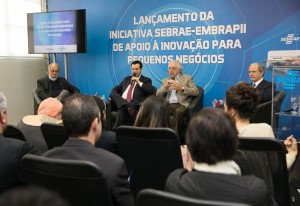 Lançamento do contrato Sebrae e Empresa Brasileira de Pesquisa e Inovação Industrial (Embrapii) .Estavam presentes: o Ministro de Estado da Ciência,Tecnologia,Inovações e Comunicações,Gilberto Kassab;o Presidente do Sebrae Nacional,Afif Domingos;o Presidente da Empresa Brasileira de Pesquisa e Inovação Industrial EMBRAPII,Jorge Almeida Guimarães e o Presidente do Conselho de Administração da EMBRAPII,Pedro Wongtschowki.Data:12/06/2017.Local: São Paulo/SP.Foto:Cris Castello Branco/Sebrae-SP