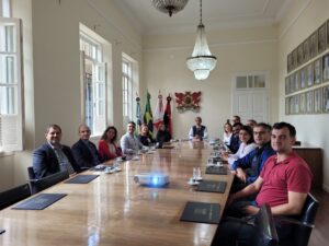 Reunião da UFV com a RNP.